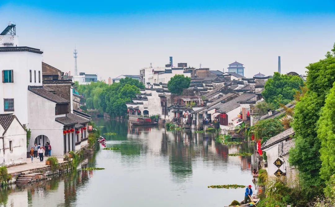 为躲避战乱,整个村子290多人“藏”在山洞,一住就是300多年